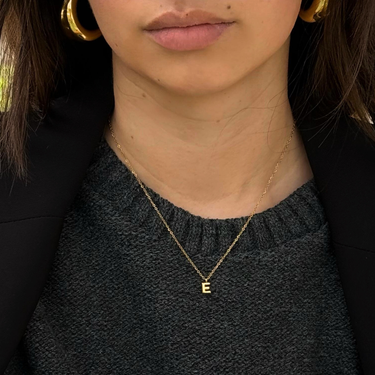 Collar Inicial pop oro